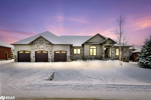 25 Mennill Drive, Snow Valley, ON, L0L1Y3 | Card Image