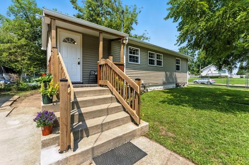 35 Avenue B, Springfield, MI, 49037-8256 | Card Image