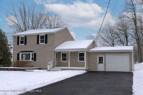 13 James St, Hudson, NY, 12534-1309 | Card Image