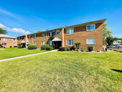 apt-24-31801 Kelly Rd, Fraser, MI, 48026-2403 | Card Image