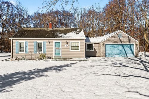 56 Brown Dr, Battle Creek, MI, 49037-1702 | Card Image