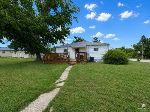 323 E Elm Street, Lincoln, KS, 67455 | Card Image