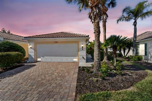 7526 Quinto Dr, SARASOTA, FL, 34238-6228 | Card Image