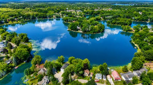 3613 Brierhill Dr, Island Lake, IL, 60042-9494 | Card Image
