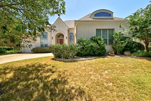 201 Varco Dr, Austin, TX, 78738-6555 | Card Image