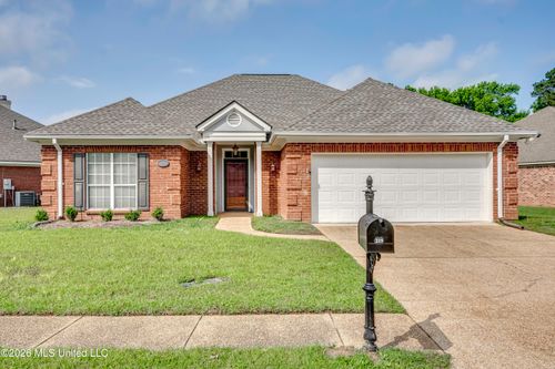 219 Garden Dr, Brandon, MS, 39042-4210 | Card Image