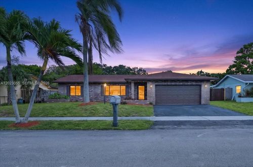 2460 Nw 67th Ct, Fort Lauderdale, FL, 33309-1446 | Card Image