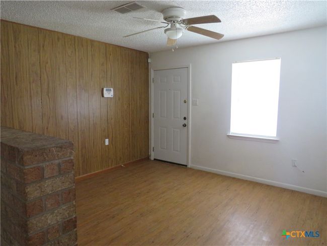 B - 910 Dryden Ave, Home with 2 bedrooms, 1 bathrooms and null parking in Copperas Cove TX | Image 4
