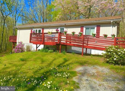 48 Tower Rd, CREAM RIDGE, NJ, 08514-2427 | Card Image