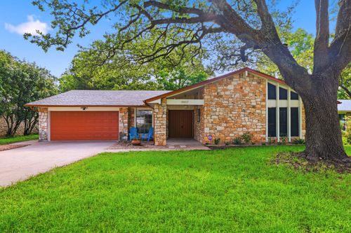 9907 Oak Hollow Dr, Austin, TX, 78758-5600 | Card Image