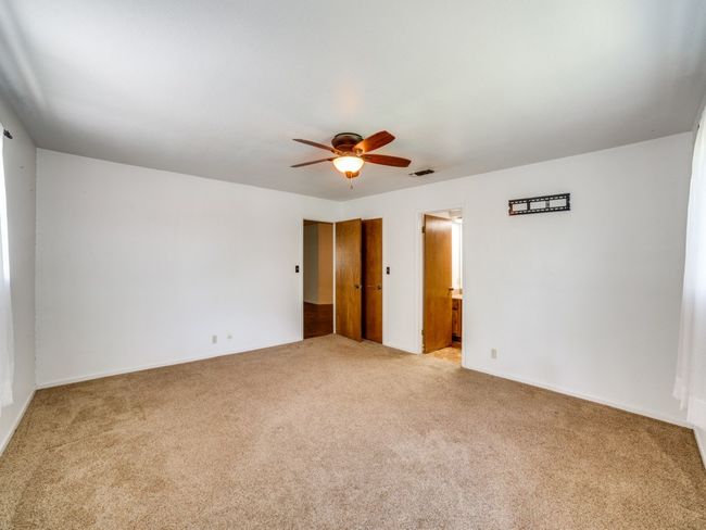 235 Wedgewood Ln, Home with 2 bedrooms, 2 bathrooms and 2 parking in Kerrville TX | Image 16