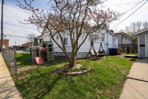 1101 Bunn St, Bloomington, IL, 61701-6915 | Card Image