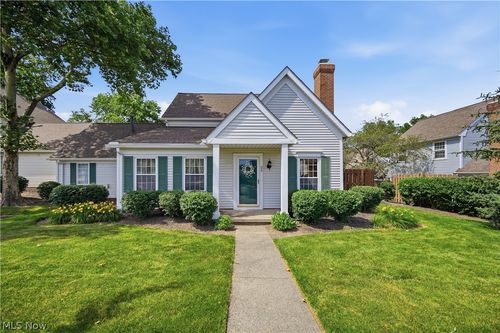 26 Hudson Common Dr, Hudson, OH, 44236-2860 | Card Image