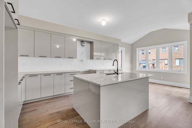 17 Bertram Gate, House attached with 4 bedrooms, 3 bathrooms and 1 parking in Whitby ON | Image 11