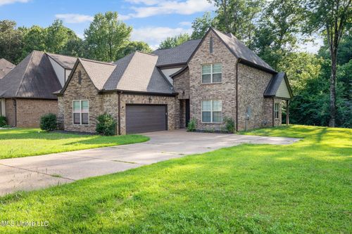 4703 Bonne Terre Dr, Nesbit, MS, 38651-8208 | Card Image