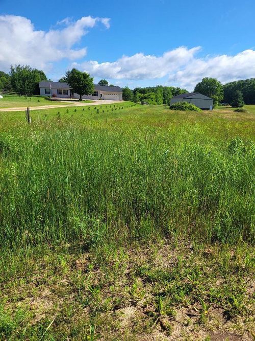 N9044 Pilar Road, Farmington, WI, 54636 | Card Image