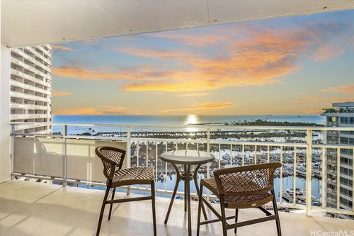 1610-1777 Ala Moana Blvd, Honolulu, HI, 96815-1651 | Card Image