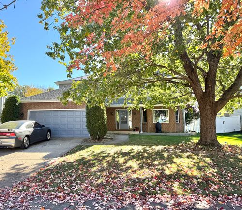 1433 Columbus Dr, Bolingbrook, IL, 60490-1409 | Card Image