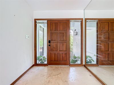 FRONT DOOR | Image 2