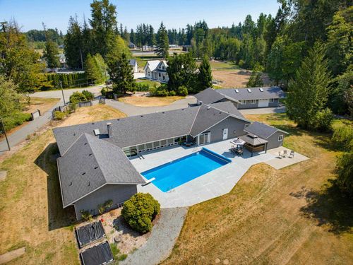 1233 231 St, Langley, BC, V2Z2X1 | Card Image