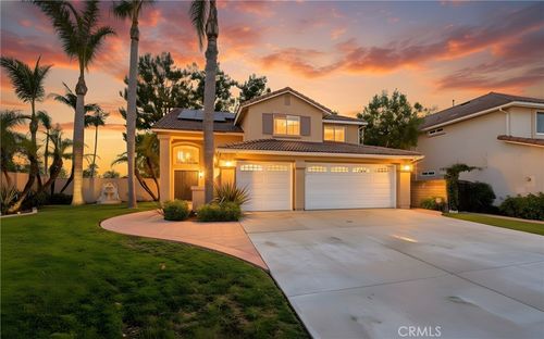 702 Oakcrest Ave, Brea, CA, 92821-1800 | Card Image