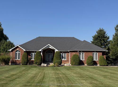 325 Brant County Rd, Brant, ON, N3W2G9 | Card Image