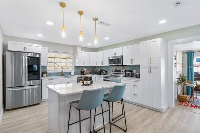 4311 123 Rd St W, House other with 4 bedrooms, 2 bathrooms and null parking in CORTEZ FL | Image 10