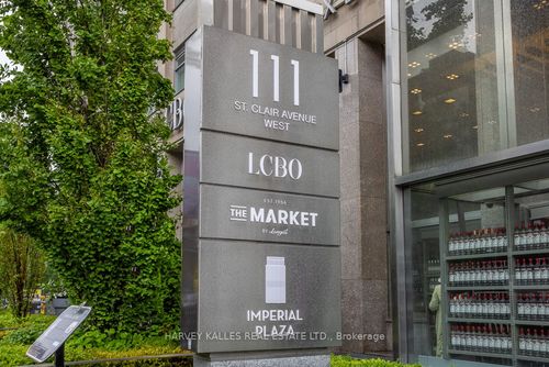 1013-111 St Clair Ave W, Toronto, ON, M4V1N5 | Card Image