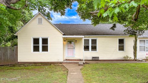 4422 Singleton Station Rd, Louisville, TN, 37777-4645 | Card Image