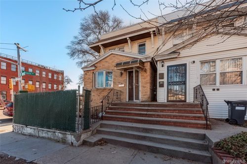 93-10 92nd St, Woodhaven, NY, 11421-3007 | Card Image