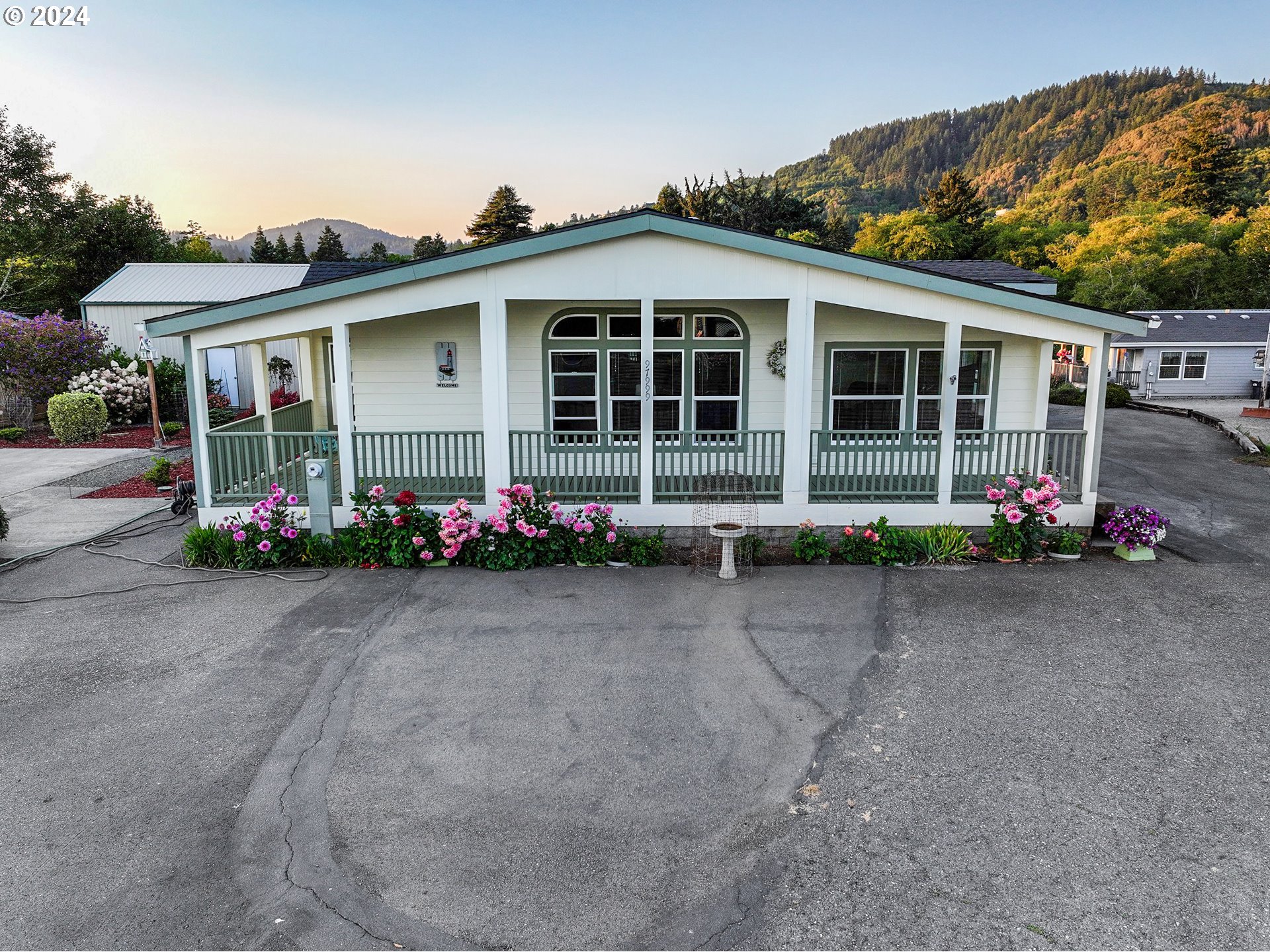 Benham Ln, Brookings, OR 97415
