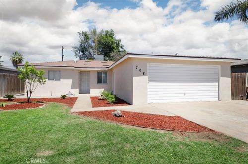 708 Delfino Ln, Bakersfield, CA, 93304-3324 | Card Image