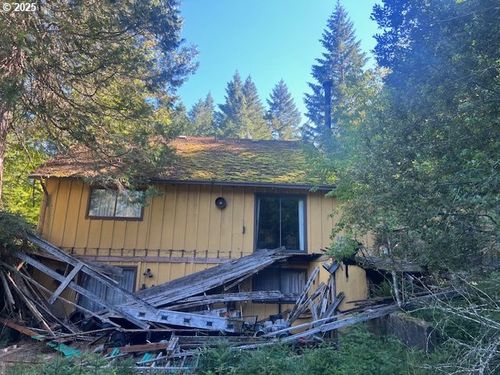 1890 Upper Camas Rd, Camas Valley, OR, 97416-9725 | Card Image