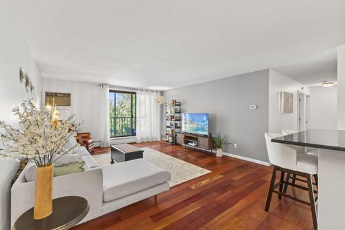 308-4625 Minnetonka Blvd, Saint Louis Park, MN, 55416-5421 | Card Image