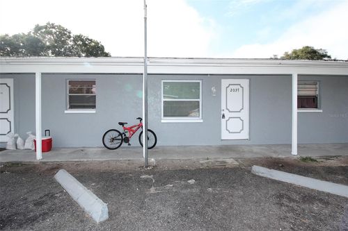 2037 Calusa Trl, HOLIDAY, FL, 34690-4324 | Card Image