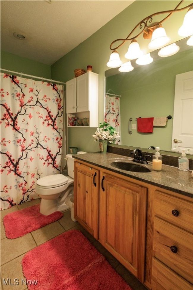 42 Turnberry Ln, Condo with 3 bedrooms, 2 bathrooms and null parking in Parkersburg WV | Image 20