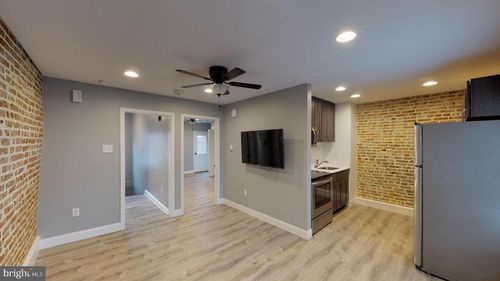 apt-2-27 S Church St, WEST CHESTER, PA, 19382-3245 | Card Image