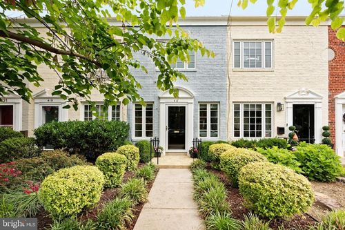 417 Gibbon St, ALEXANDRIA, VA, 22314-4131 | Card Image
