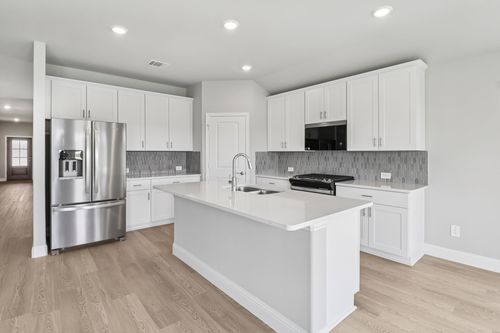 6612 Valley Oak Dr, Fort Worth, TX, 76119 | Card Image