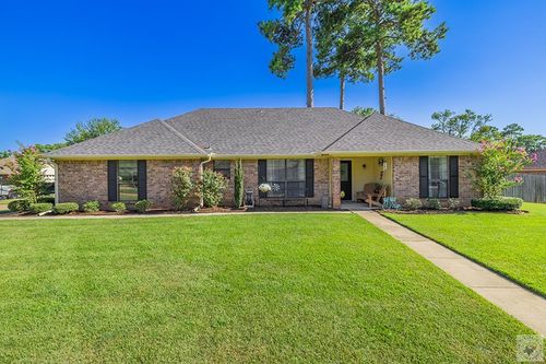 201 Trailwood Ln, Wake Village, TX, 75501-5799 | Card Image