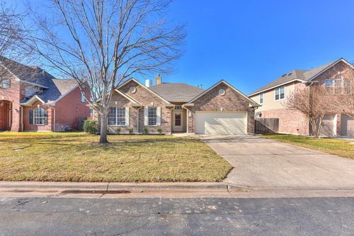 303 Gulfstream Dr, Georgetown, TX, 78626-6326 | Card Image