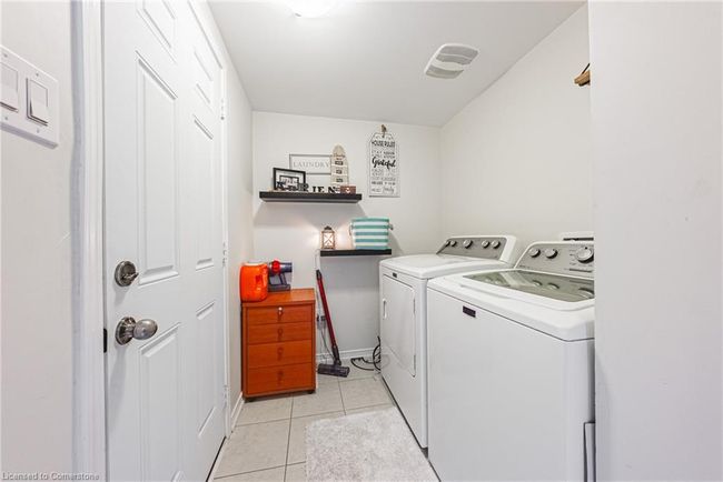 8258 Tulip Tree Dr, Townhouse with 3 bedrooms, 3 bathrooms and 2 parking in Niagara Falls ON | Image 8