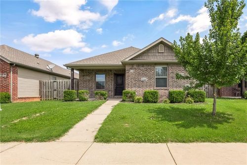 4002 Sw Capstone Ave, Bentonville, AR, 72712-4652 | Card Image