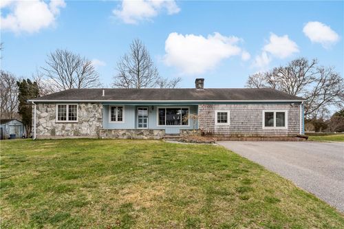 88 Roseland Ter, Tiverton, RI, 02878-3508 | Card Image