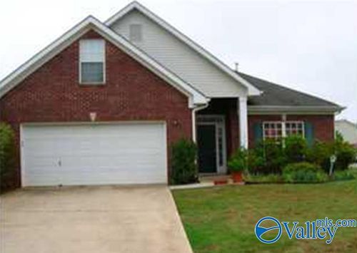 111 Overbrook Dr, Madison, AL, 35758-6101 | Card Image
