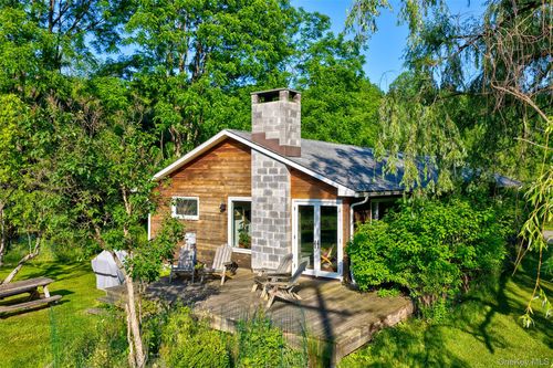 399 Delaware Dr, Narrowsburg, NY, 12764-5934 | Card Image