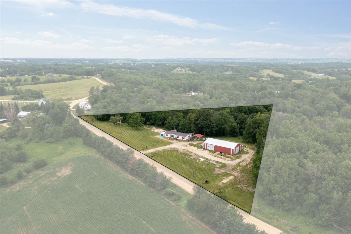 Green Rd, Anamosa, IA 52205