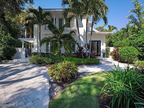 501 2nd Ave N, Naples, FL, 34102-5770 | Card Image