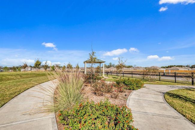 15679 Honey Cove Dr, House other with 3 bedrooms, 2 bathrooms and 2 parking in Conroe TX | Image 15