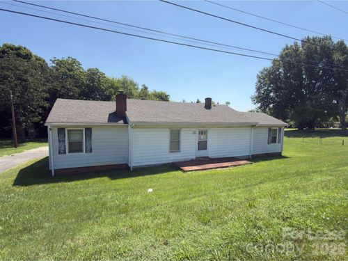 648 Kannapolis Pkwy, Concord, NC, 28027-7787 | Card Image